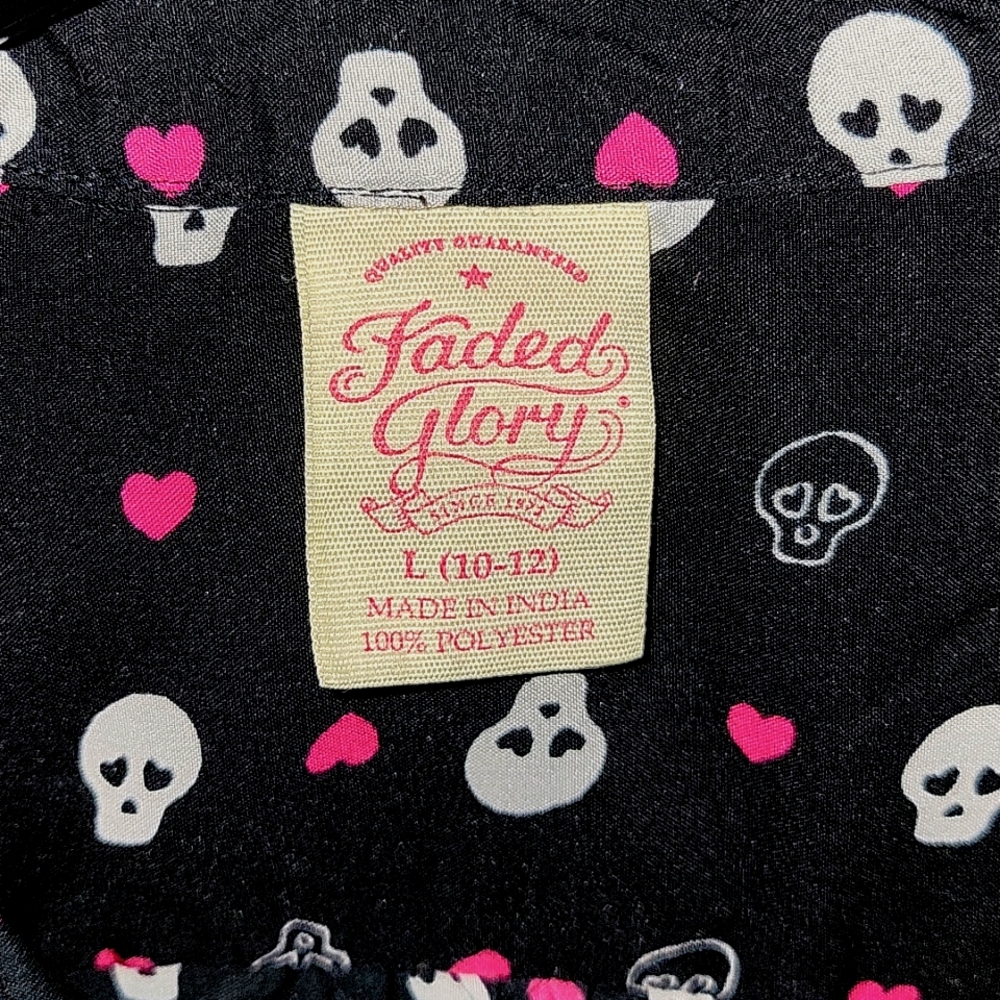 NWOT Skulls & Hearts Collard button up Top girls Size L(10-12) - Picture 3 of 6
